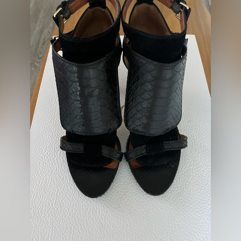 GIVENCHY sandal style black heels size 37 🎩🍾 - Picture 3 of 9